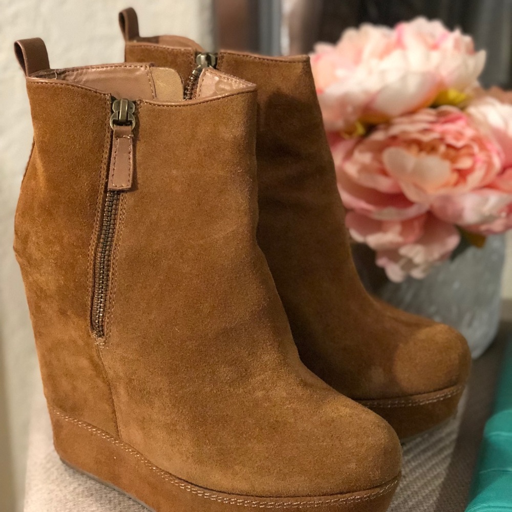 Aldo Cecilia booties